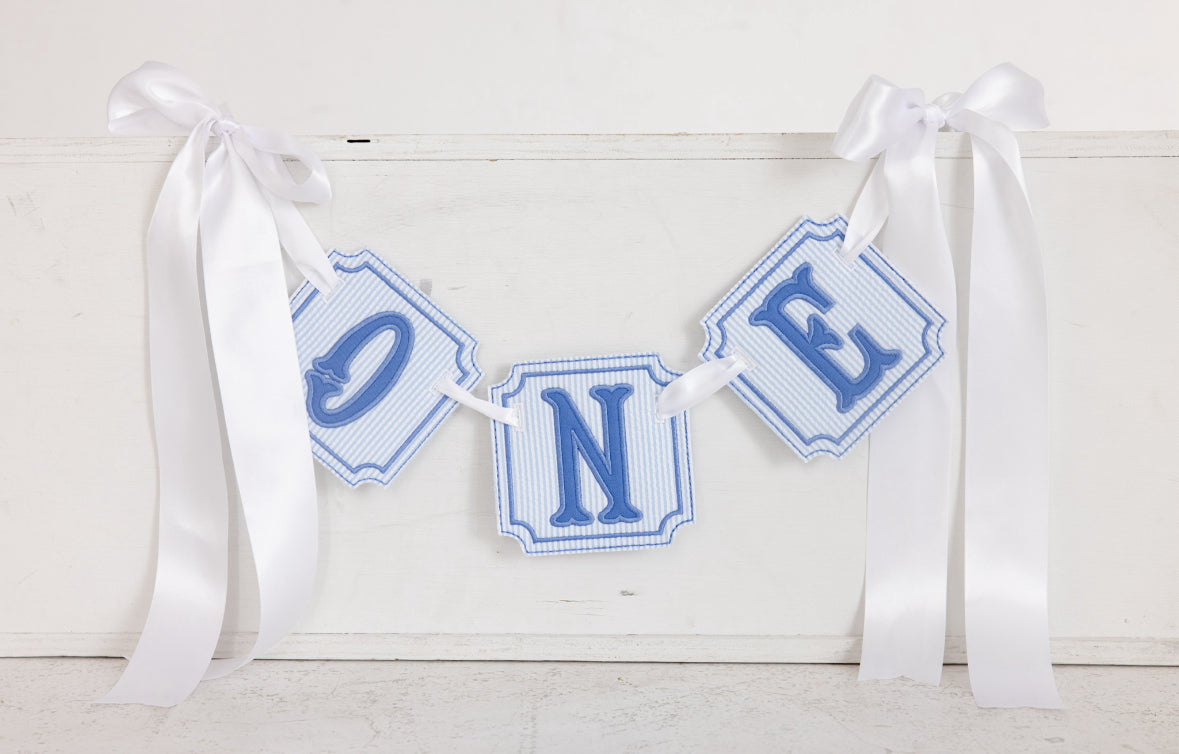 Applique O-N-E Banner