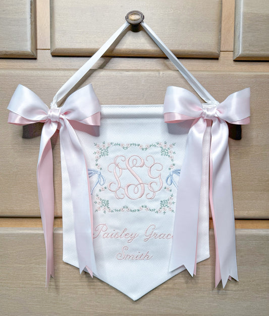 Pique Pennant Banner